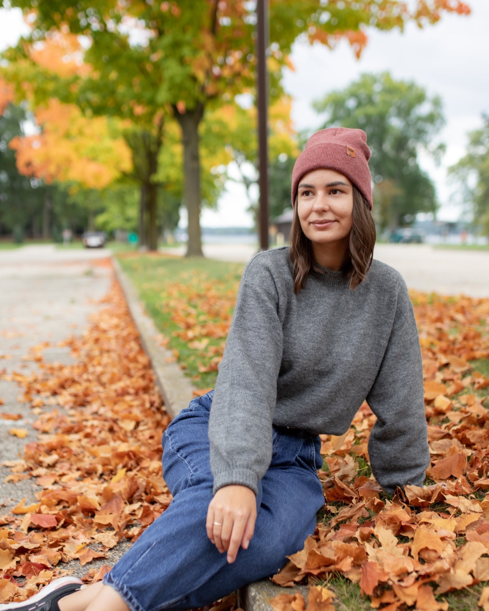 Knit Cuffed Beanie - Rusty Burgundy